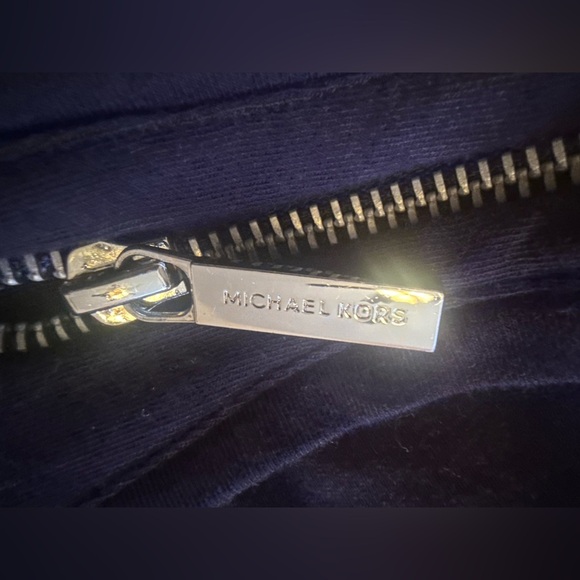 Michael Kors sexy sleeveless zipper  Black top maternity Check the measurements - Picture 2 of 6